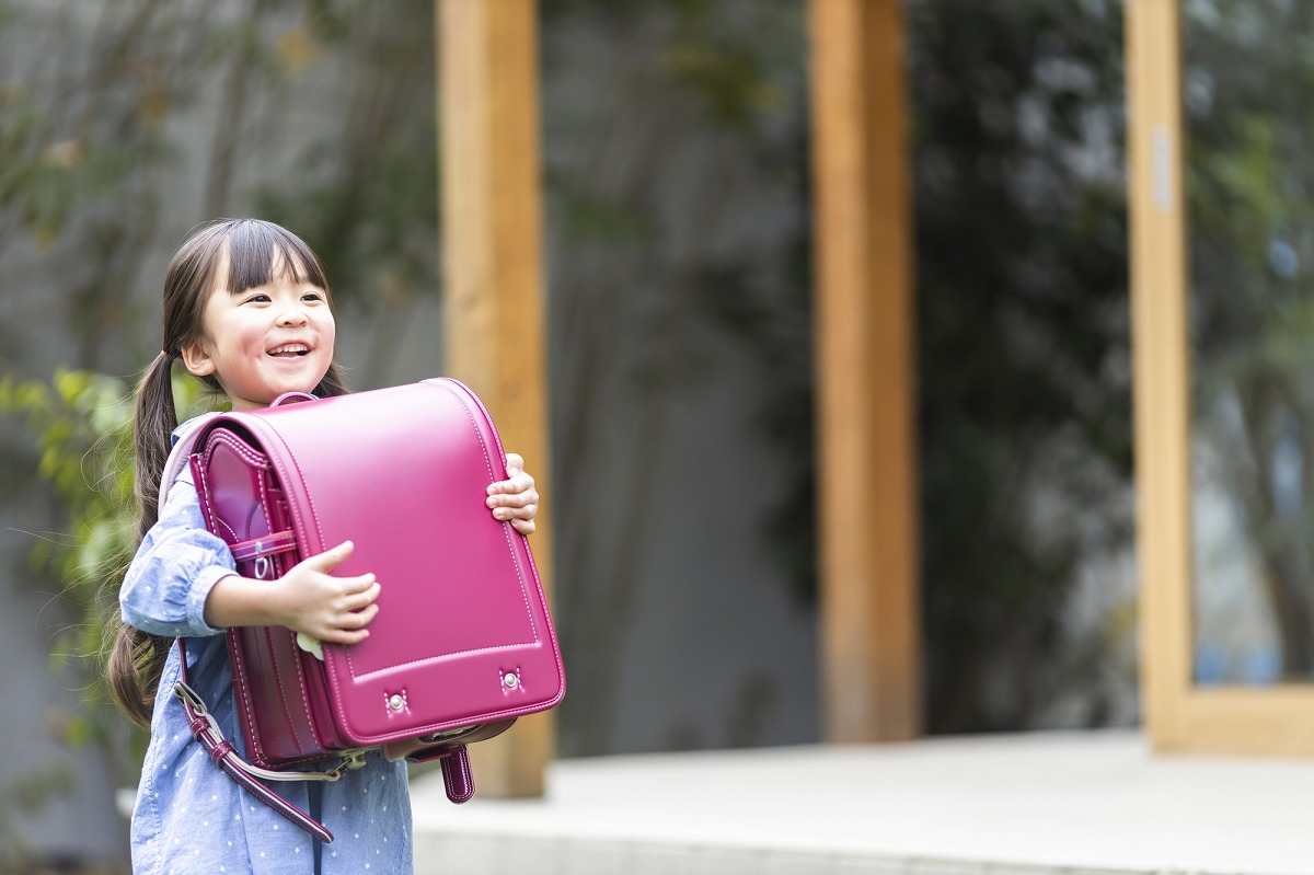 子供の矯正はいつから？受け口の治療(矯正)は6～7歳までに始めよう